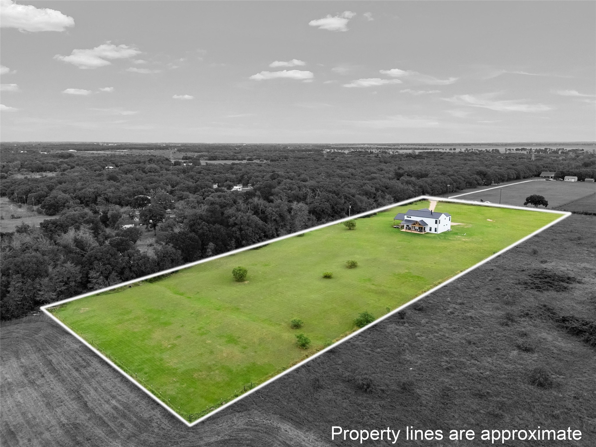 1097 Oak Knoll Lane Elm Mott TX 76640