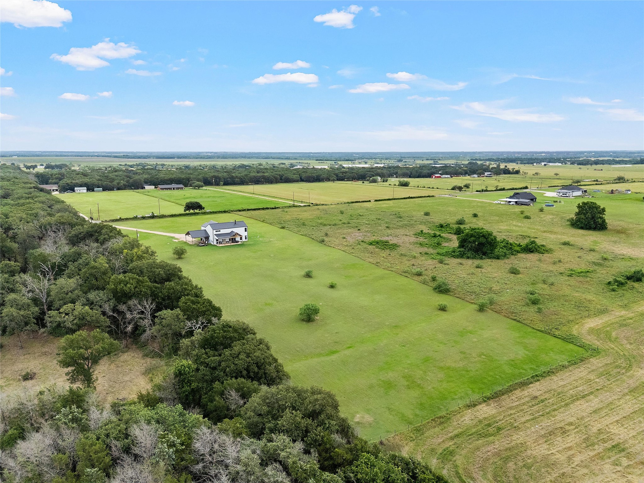 1097 Oak Knoll Lane Elm Mott TX 76640