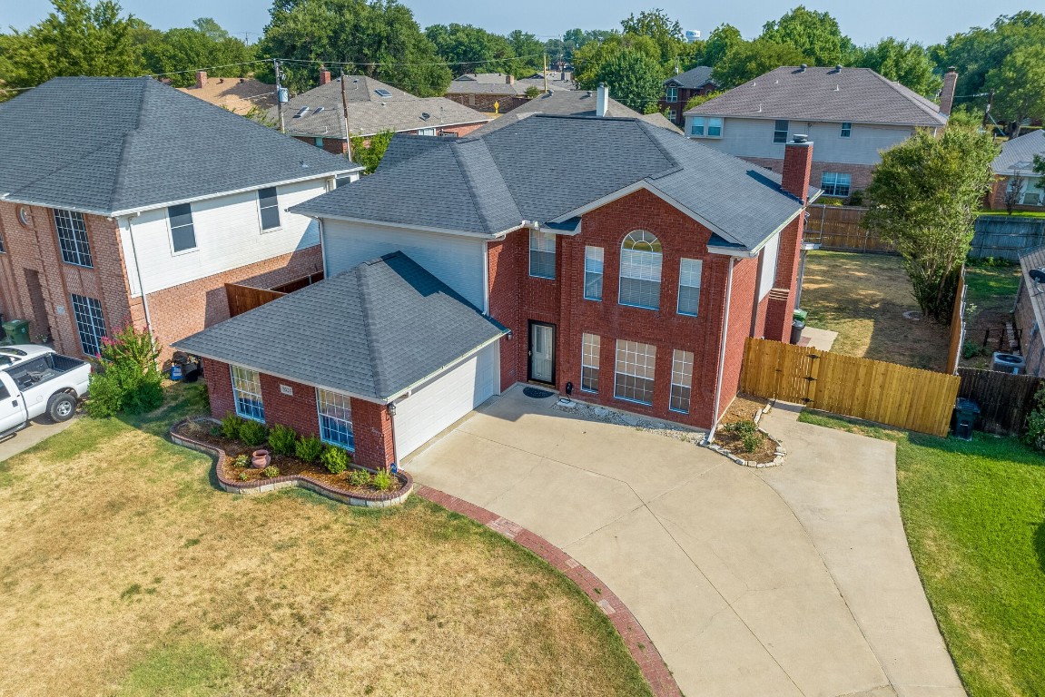 8524 Ellis Drive North Richland Hills TX 76182