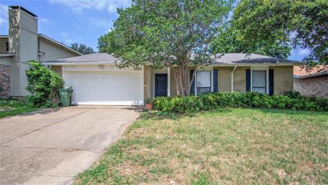 1934 Lost Creek Drive Arlington TX 76006