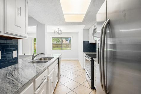 1934 Lost Creek Drive Arlington TX 76006
