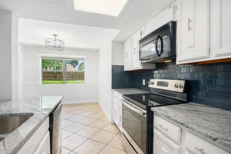 1934 Lost Creek Drive Arlington TX 76006