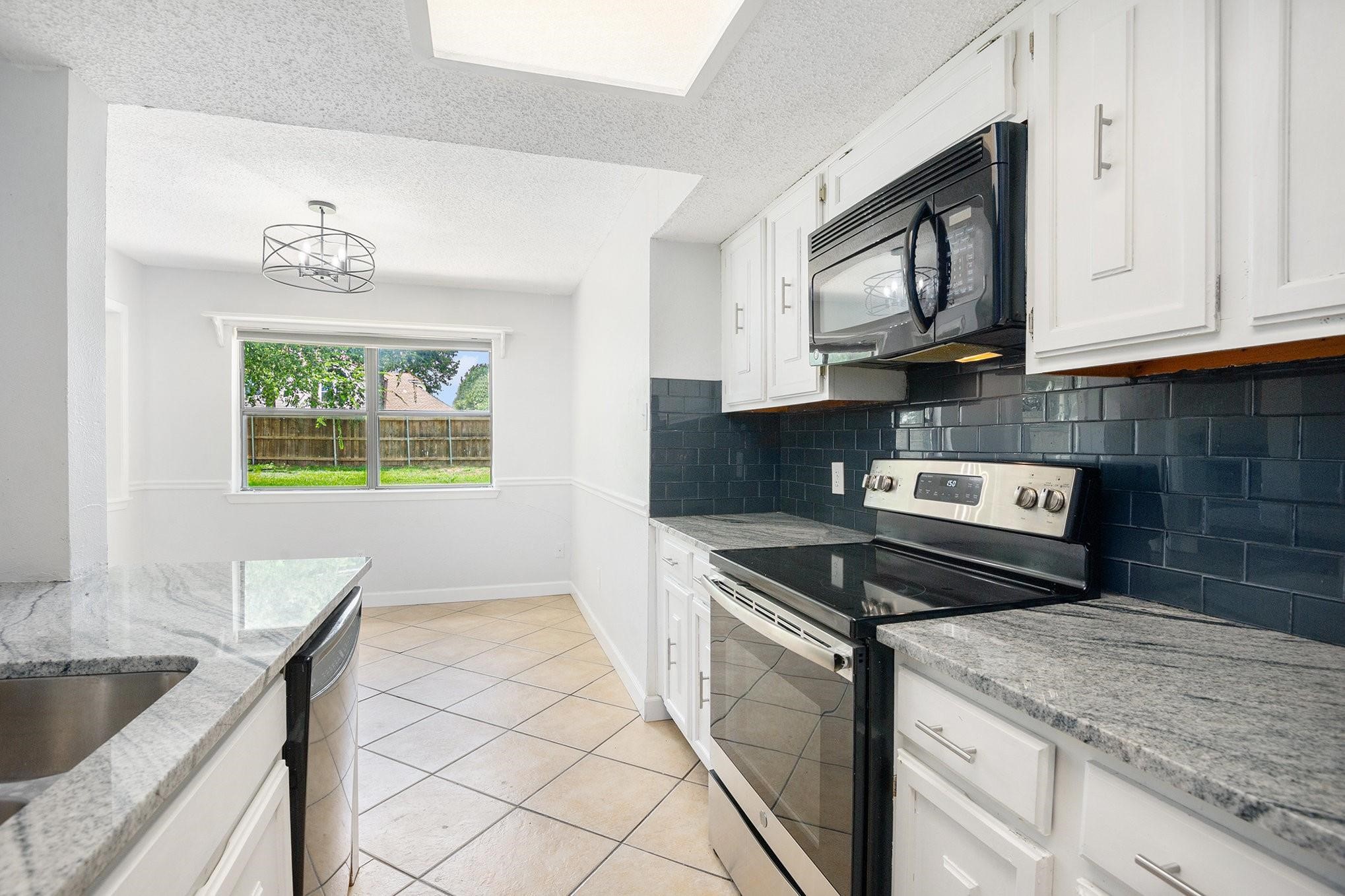 1934 Lost Creek Drive Arlington TX 76006