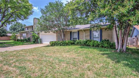 1934 Lost Creek Drive Arlington TX 76006