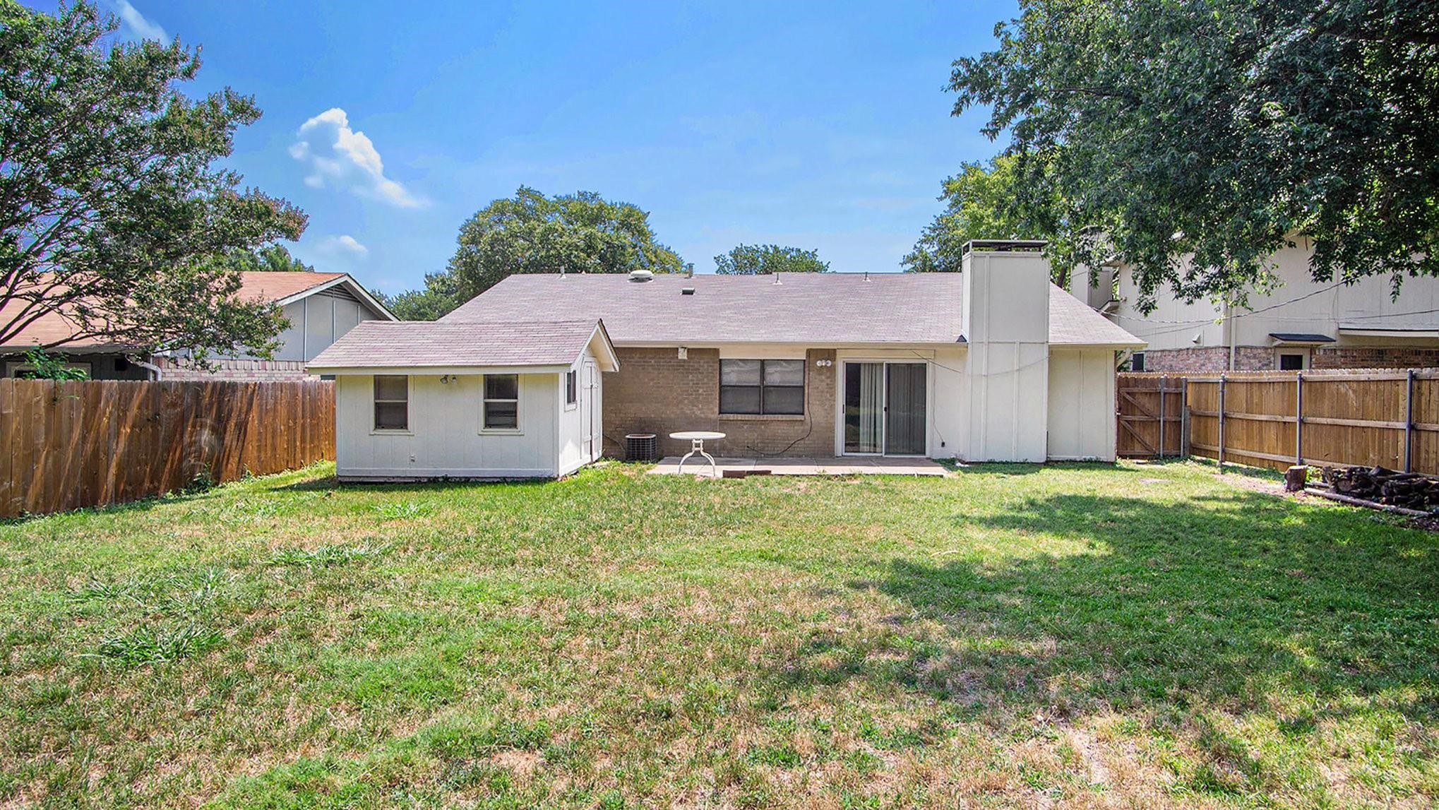 1934 Lost Creek Drive Arlington TX 76006