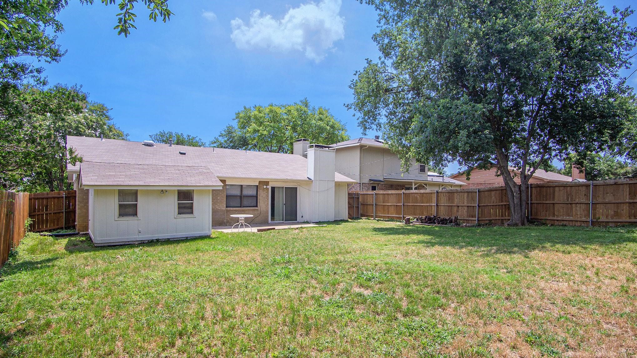 1934 Lost Creek Drive Arlington TX 76006