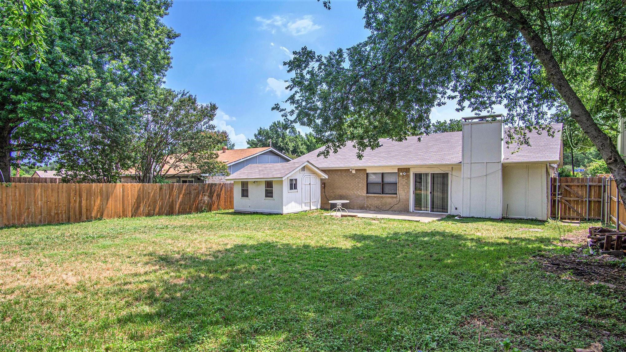 1934 Lost Creek Drive Arlington TX 76006