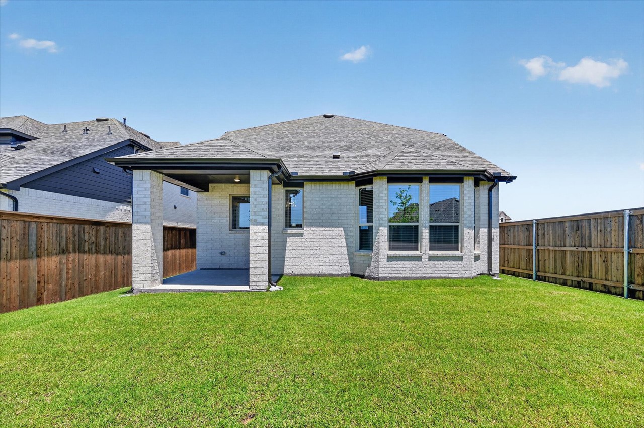 818 Stone Grove Road Lavon TX 75166