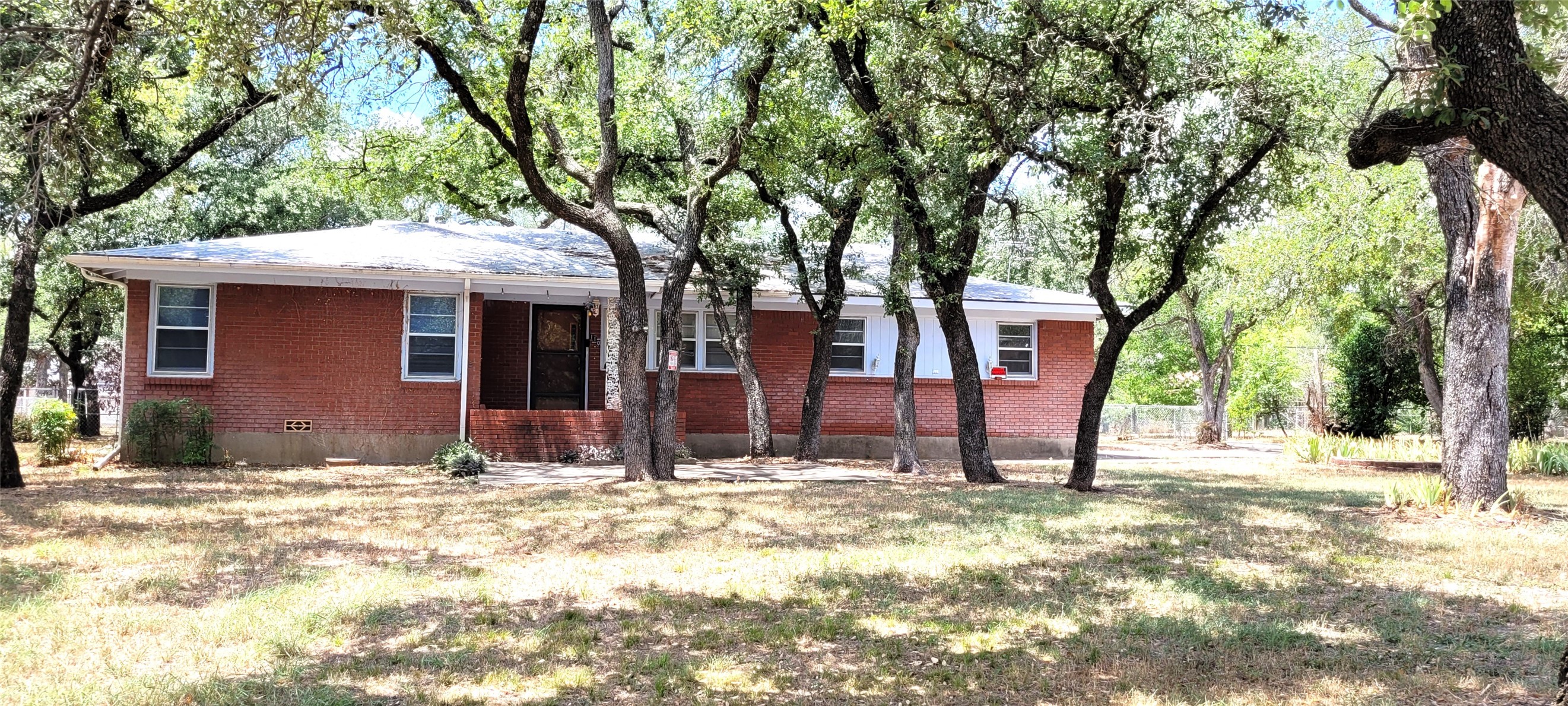110 Lakeridge Road Lakeside TX 76108