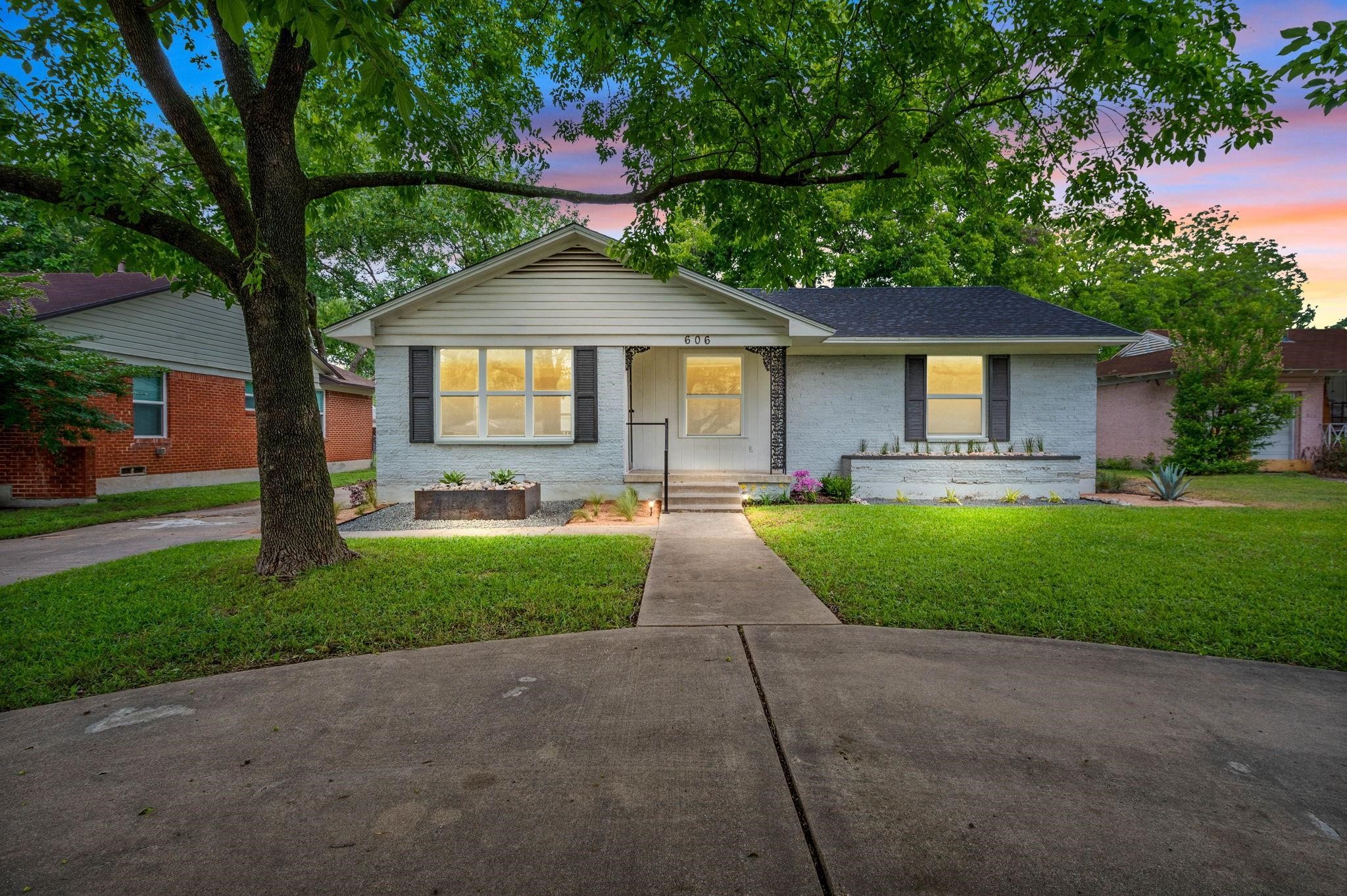 606 W Belt Line Road Richardson TX 75080