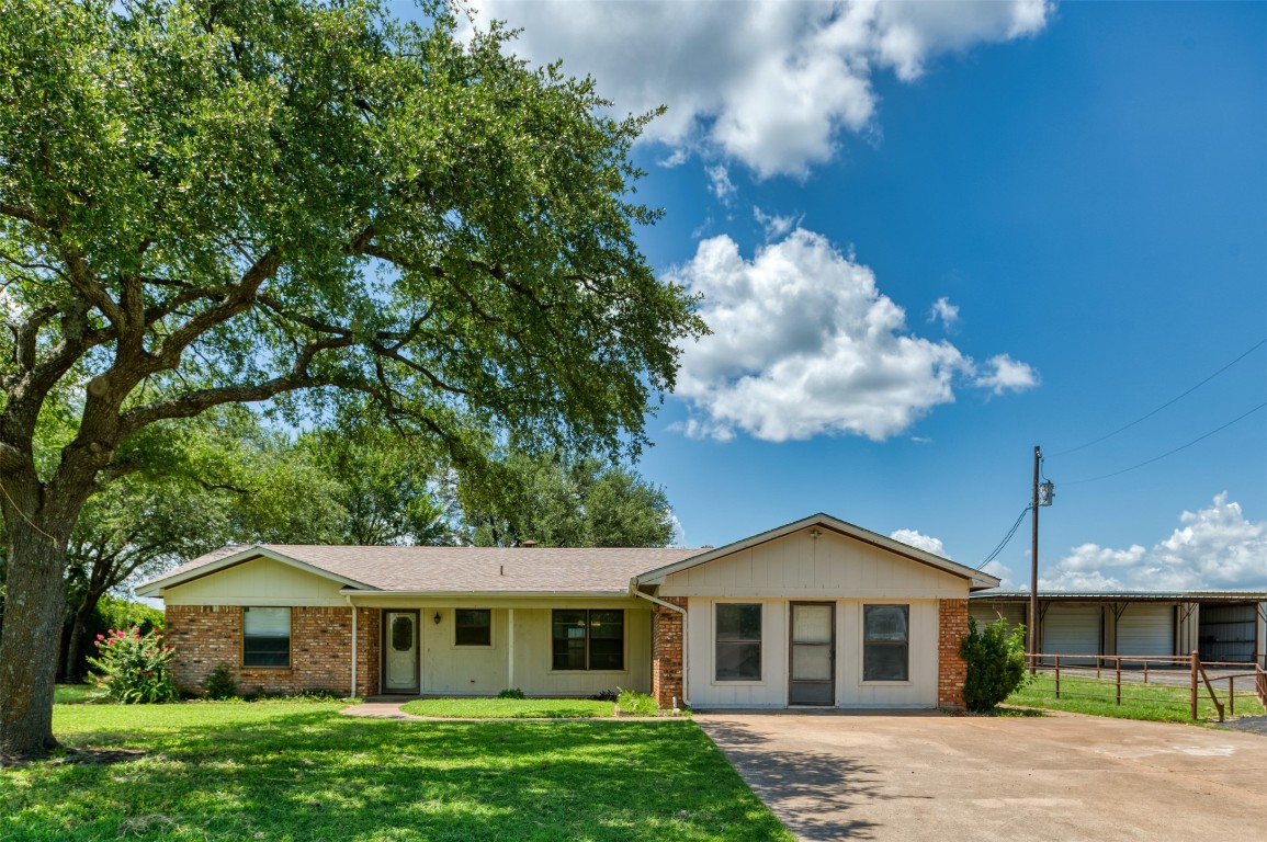 3710 Crestridge Drive Granbury TX 76048