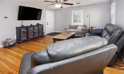 813 S Lamar Street Weatherford TX 76086