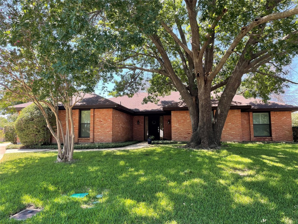 4820 Willow Run Court Fort Worth TX 76132
