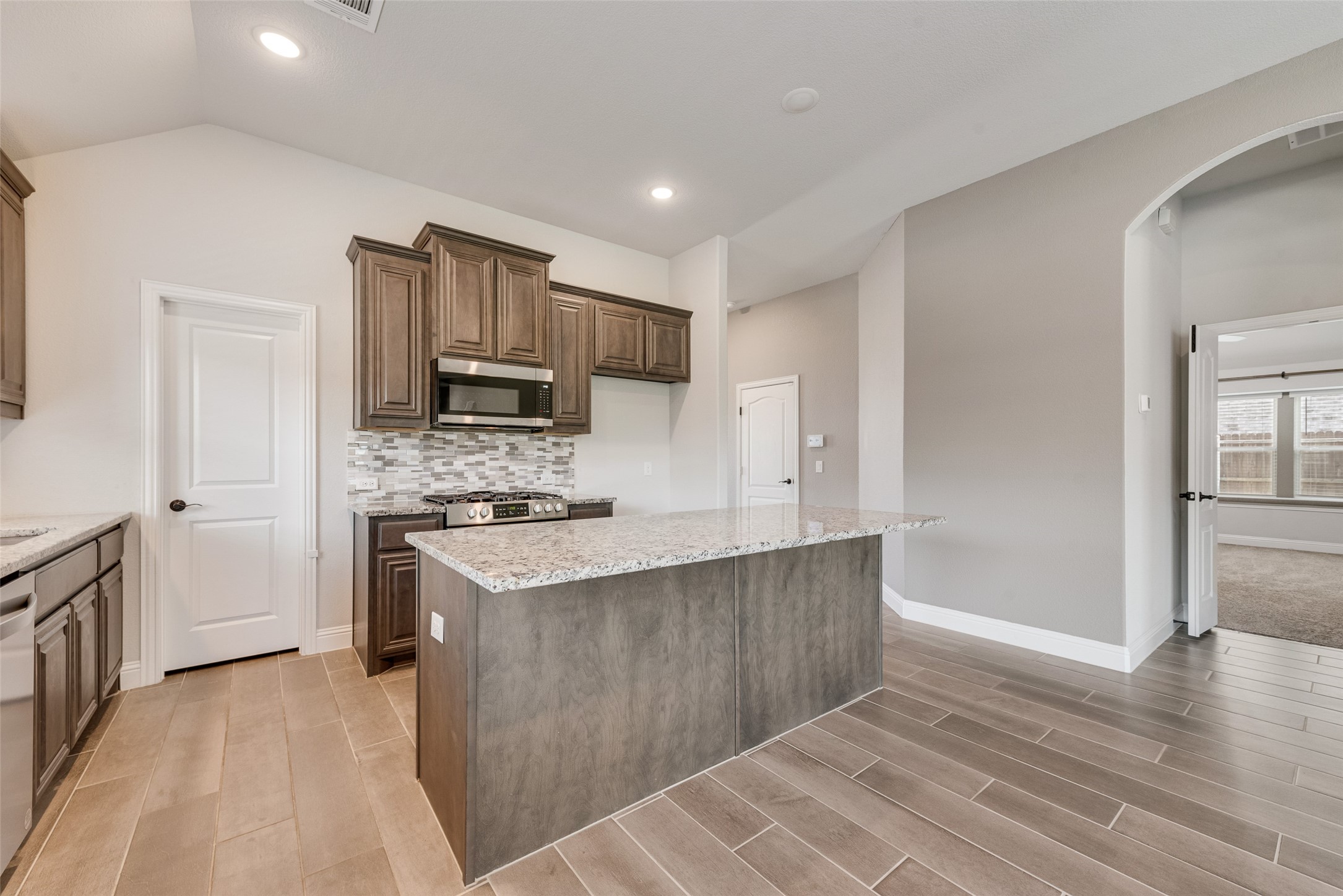 1941 Silverleaf Drive Glenn Heights TX 75154