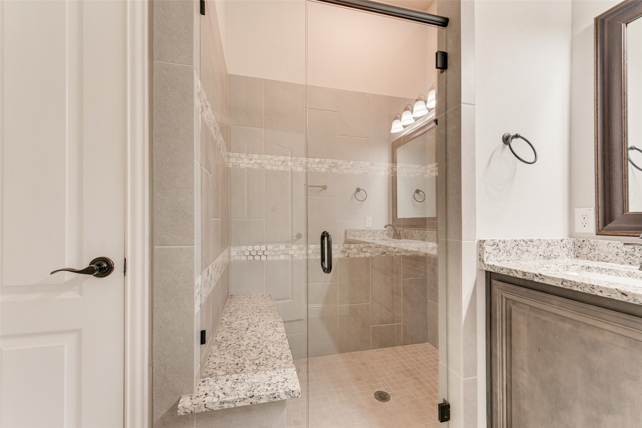 1941 Silverleaf Drive Glenn Heights TX 75154
