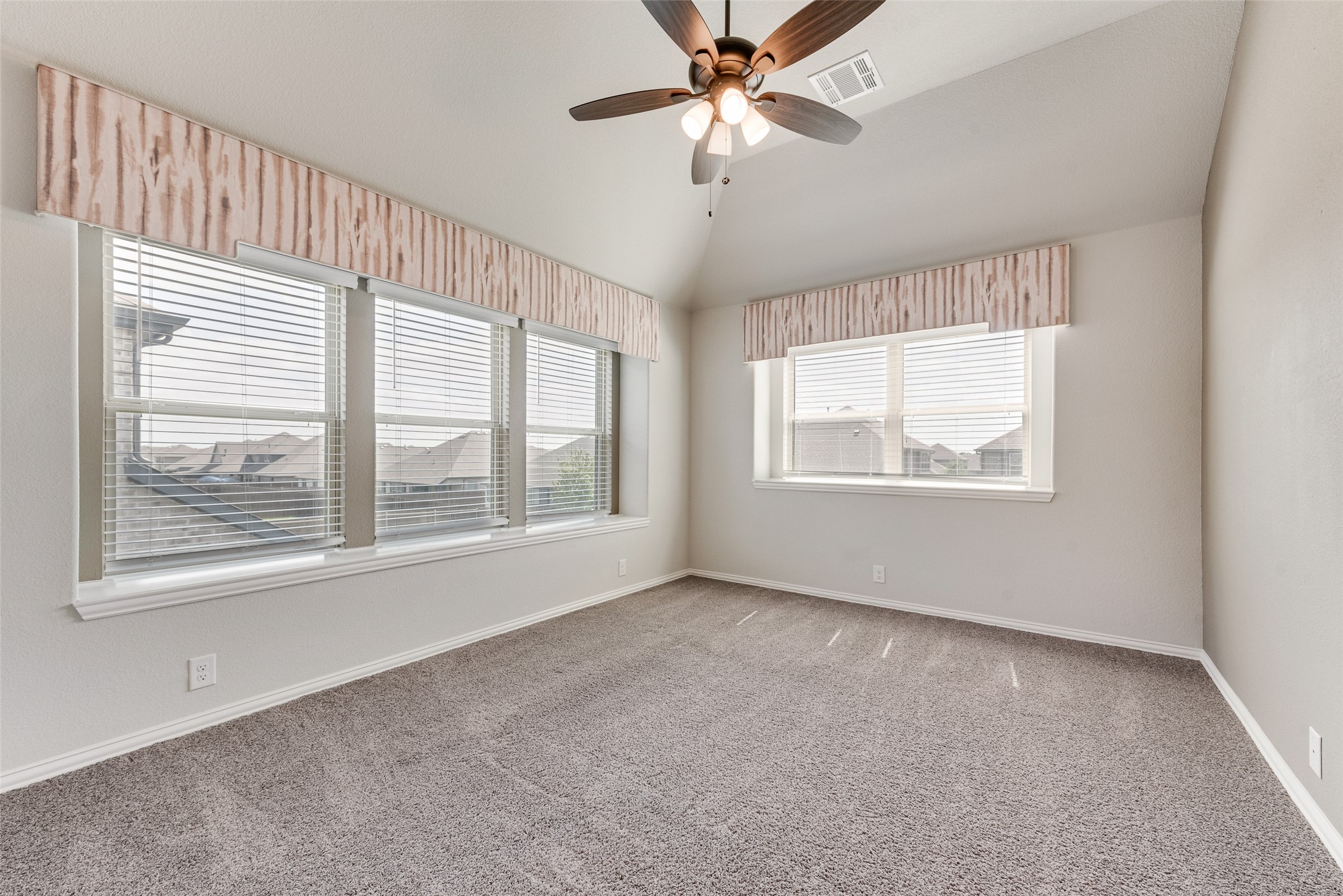 1941 Silverleaf Drive Glenn Heights TX 75154