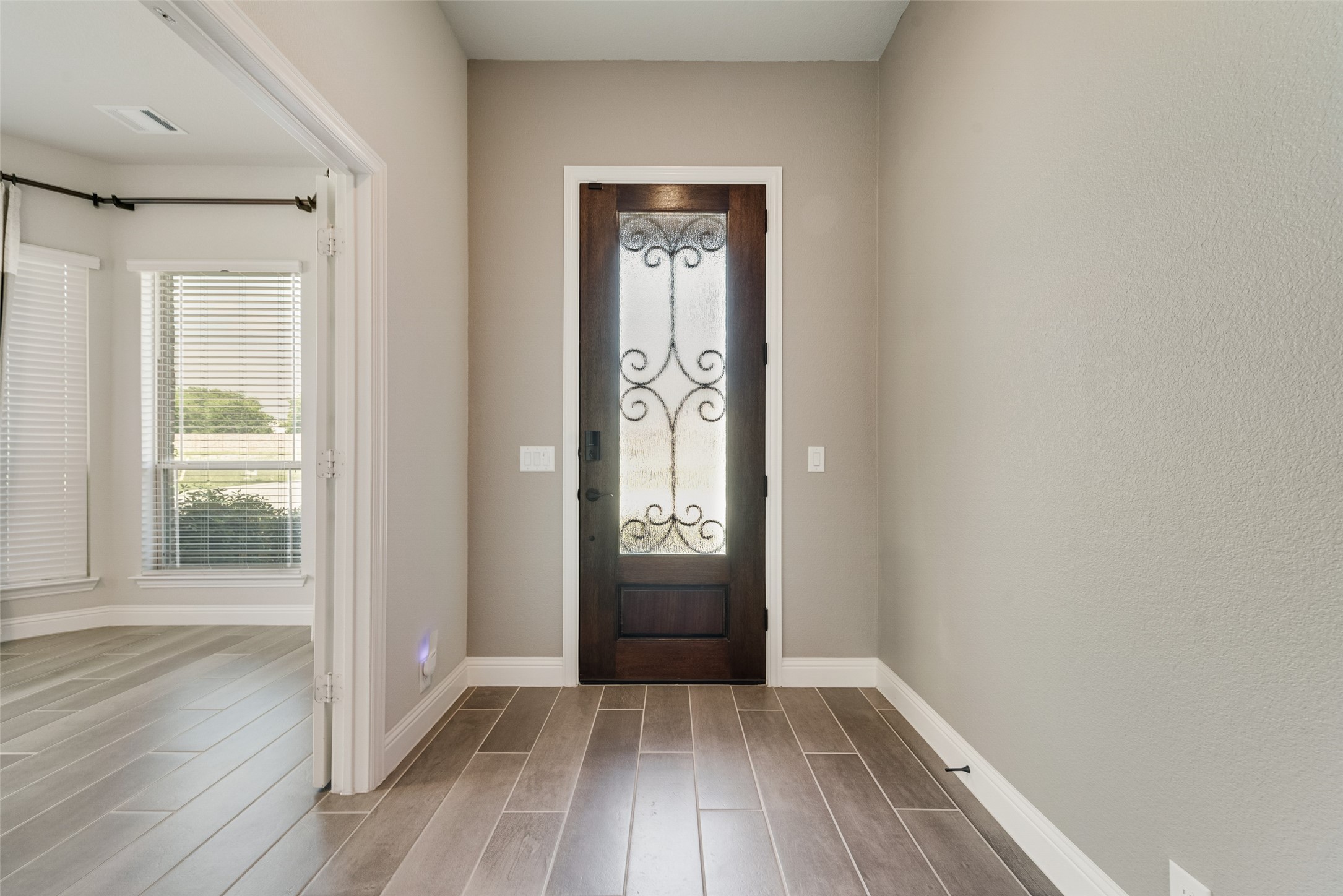 1941 Silverleaf Drive Glenn Heights TX 75154