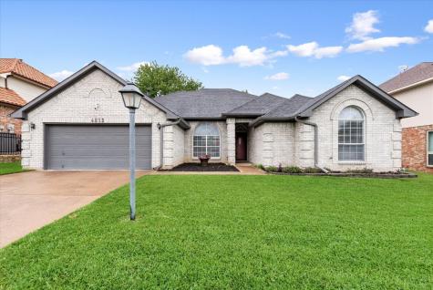 6813 Greenleaf Drive North Richland Hills TX 76182