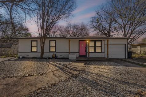 204 S Crites Street Granbury TX 76048