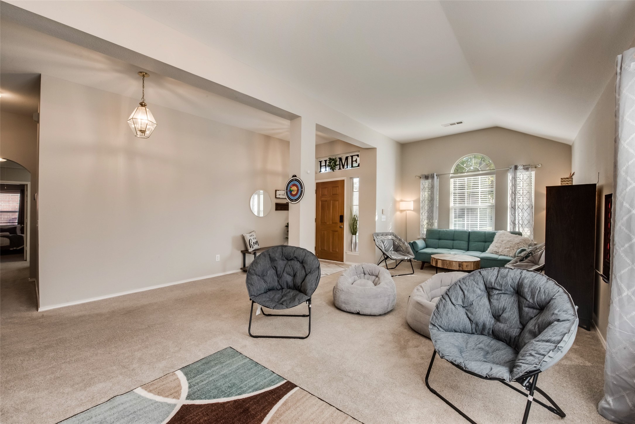 2732 Excalibur Drive Grand Prairie TX 75052