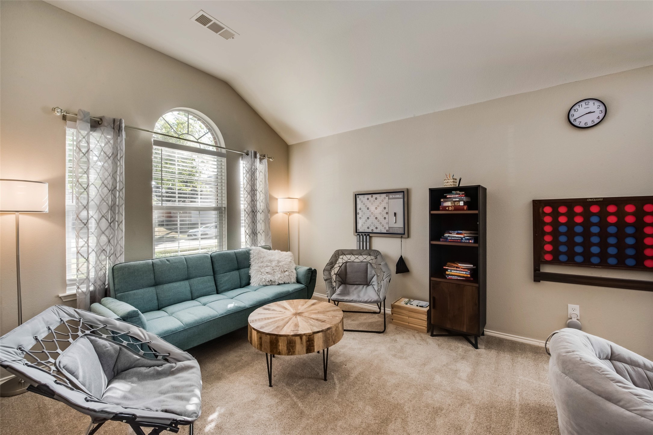 2732 Excalibur Drive Grand Prairie TX 75052