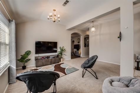 2732 Excalibur Drive Grand Prairie TX 75052