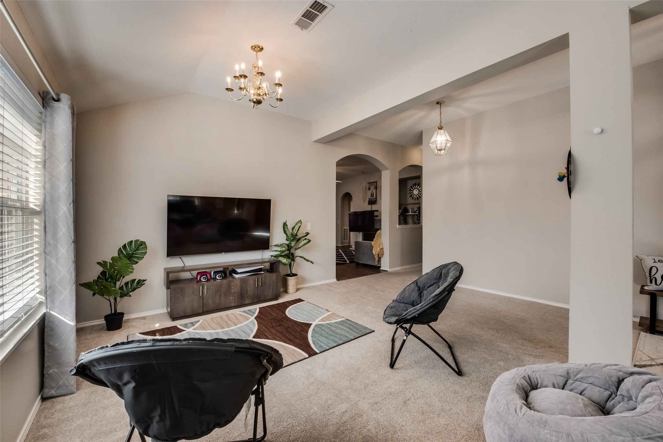 2732 Excalibur Drive Grand Prairie TX 75052