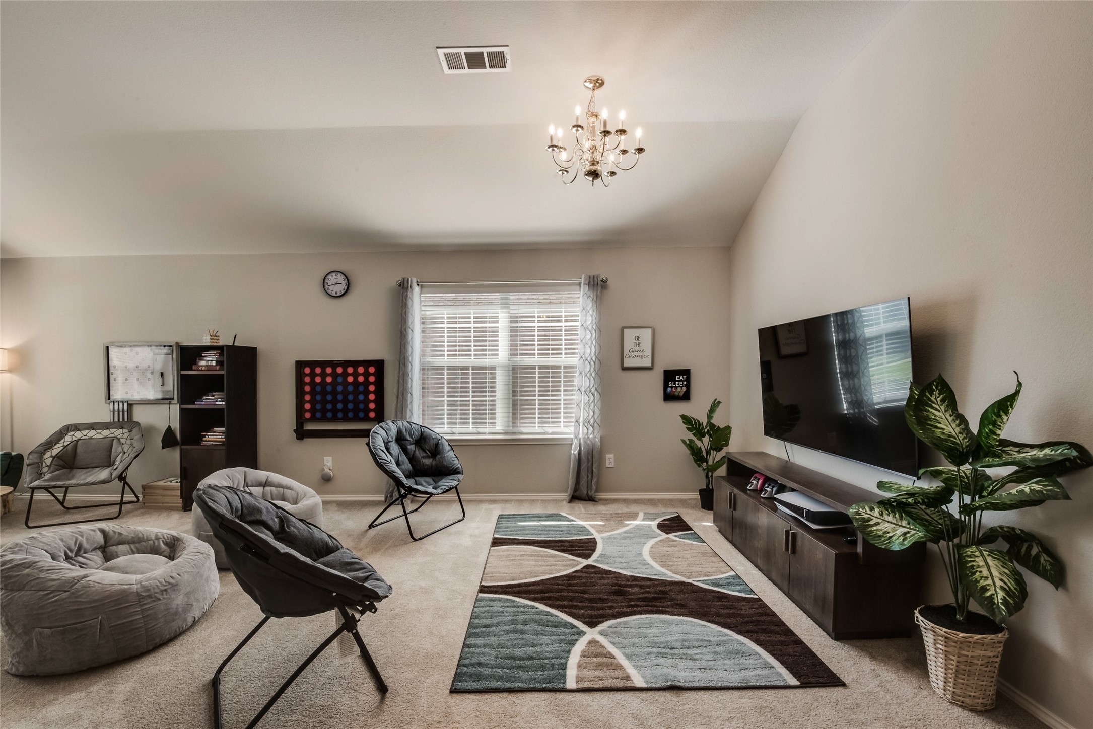 2732 Excalibur Drive Grand Prairie TX 75052