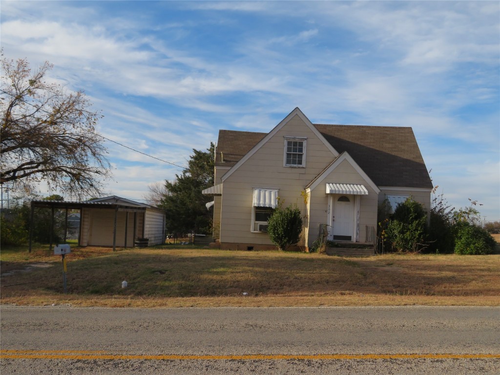 302 Rock Hill Road Bowie TX 76230