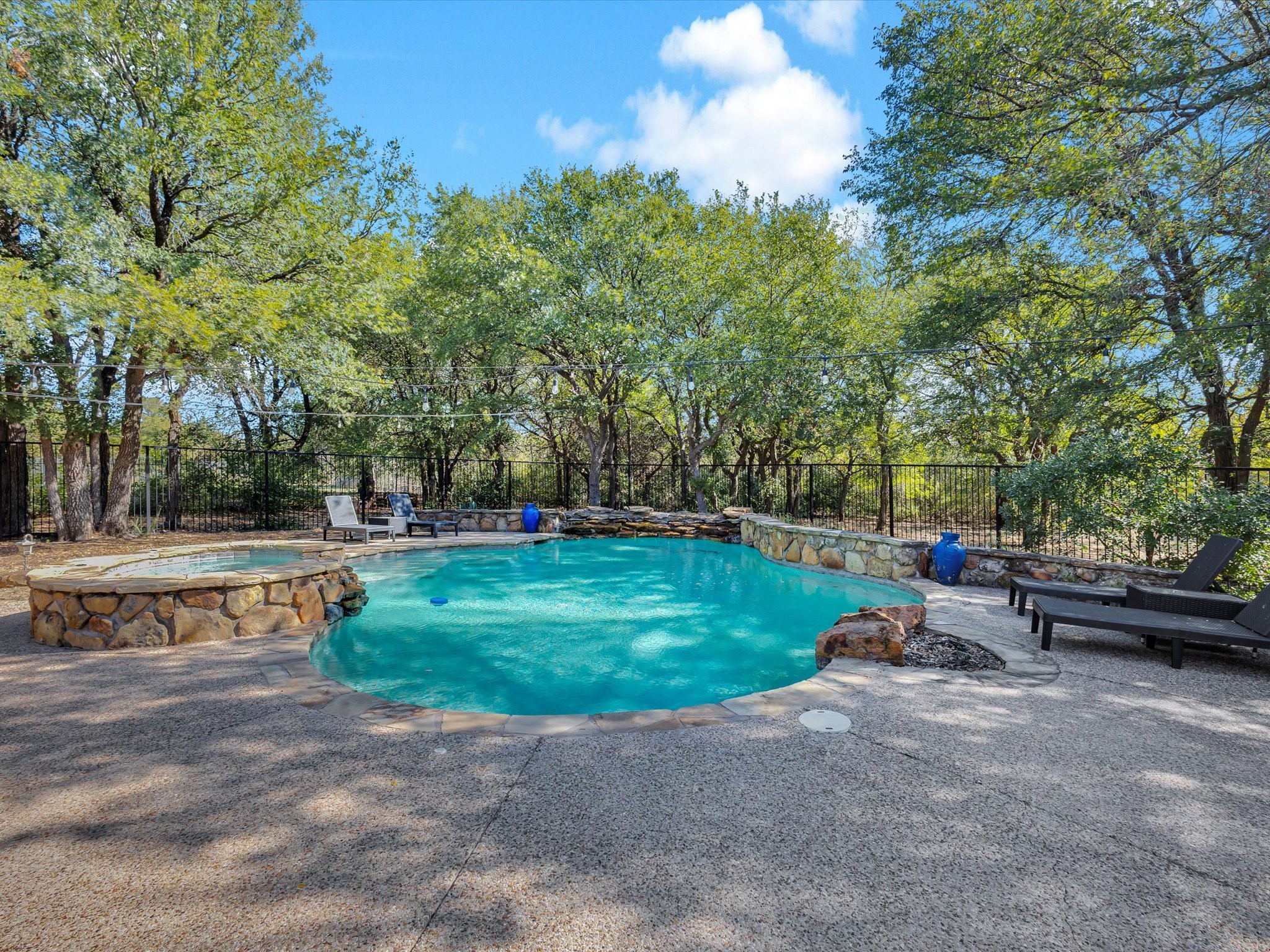 142 Crown Ridge Court Fort Worth TX 76108