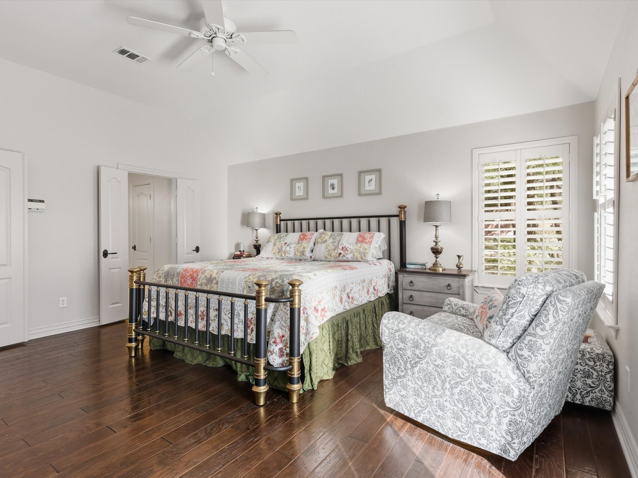 142 Crown Ridge Court Fort Worth TX 76108