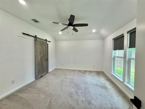 1134 Vintage Avenue Gainesville TX 76240