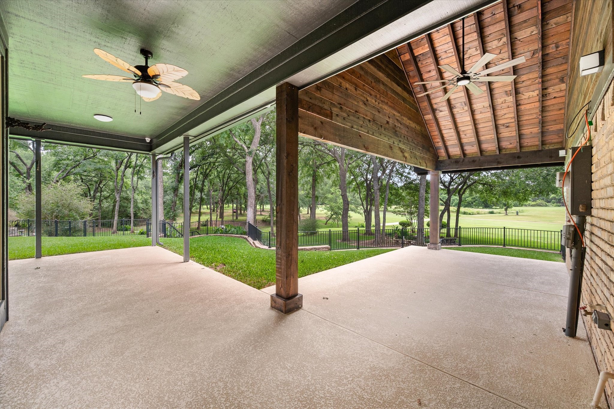823 Kingston Drive Mansfield TX 76063