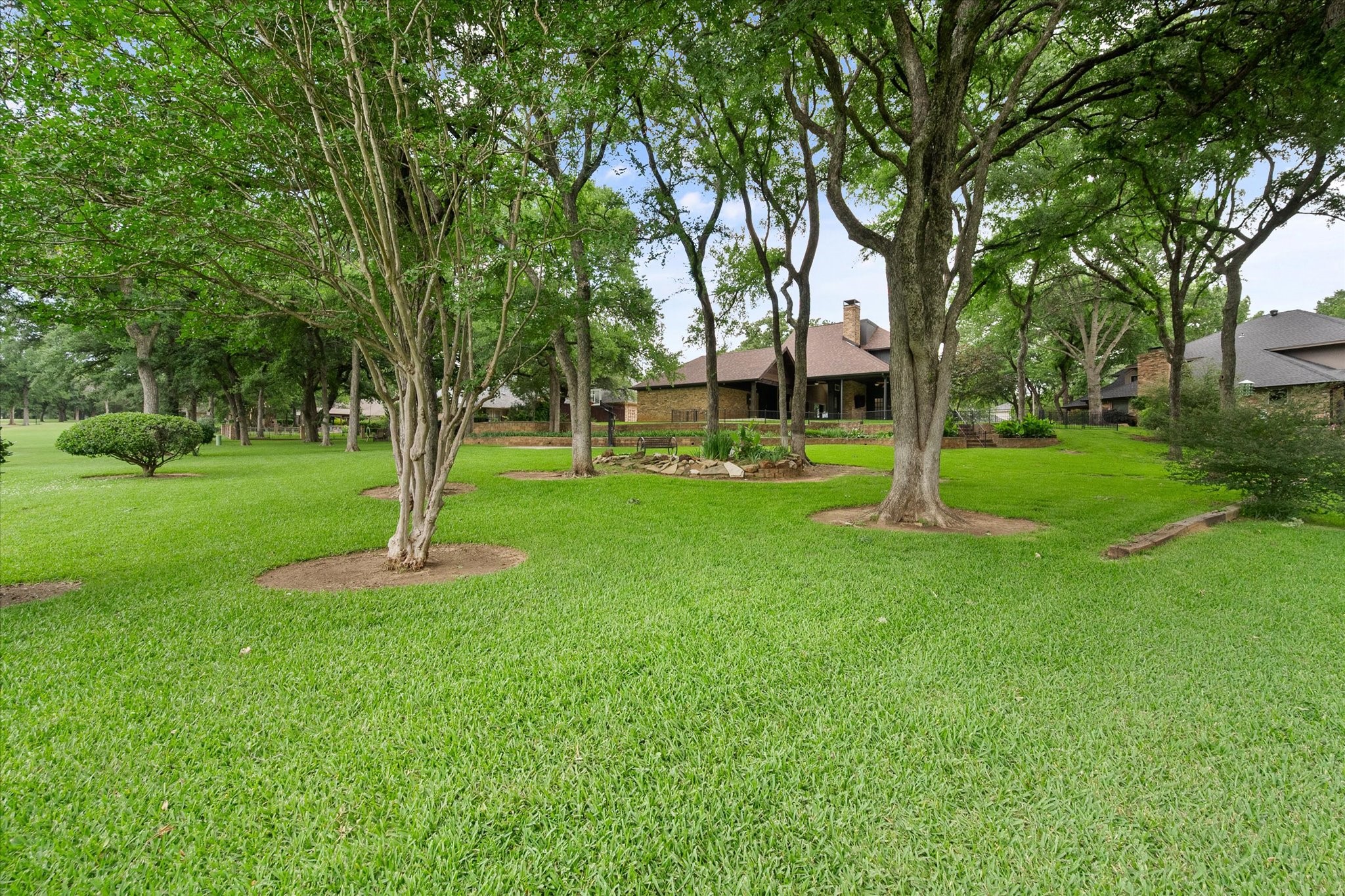 823 Kingston Drive Mansfield TX 76063