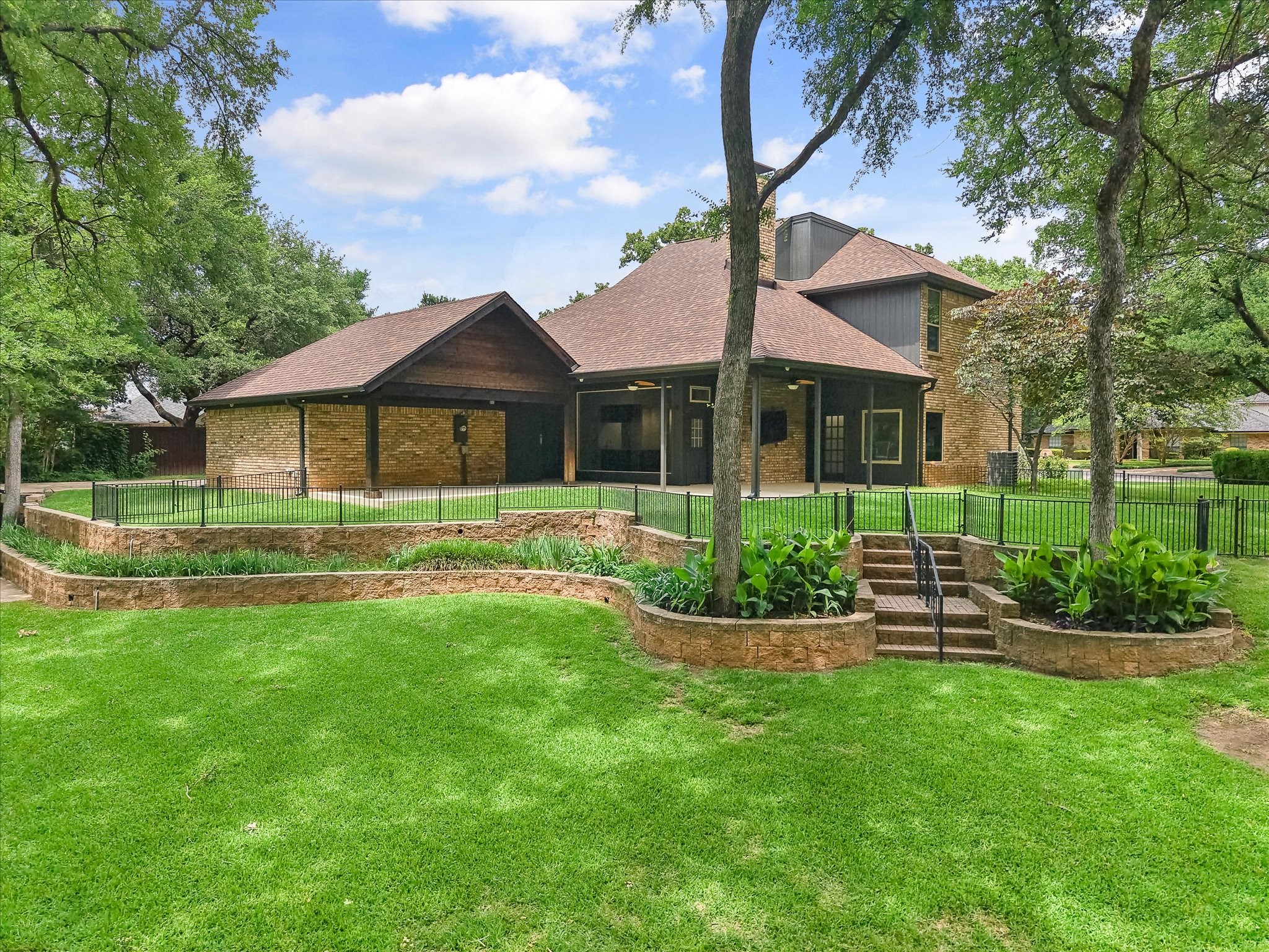 823 Kingston Drive Mansfield TX 76063