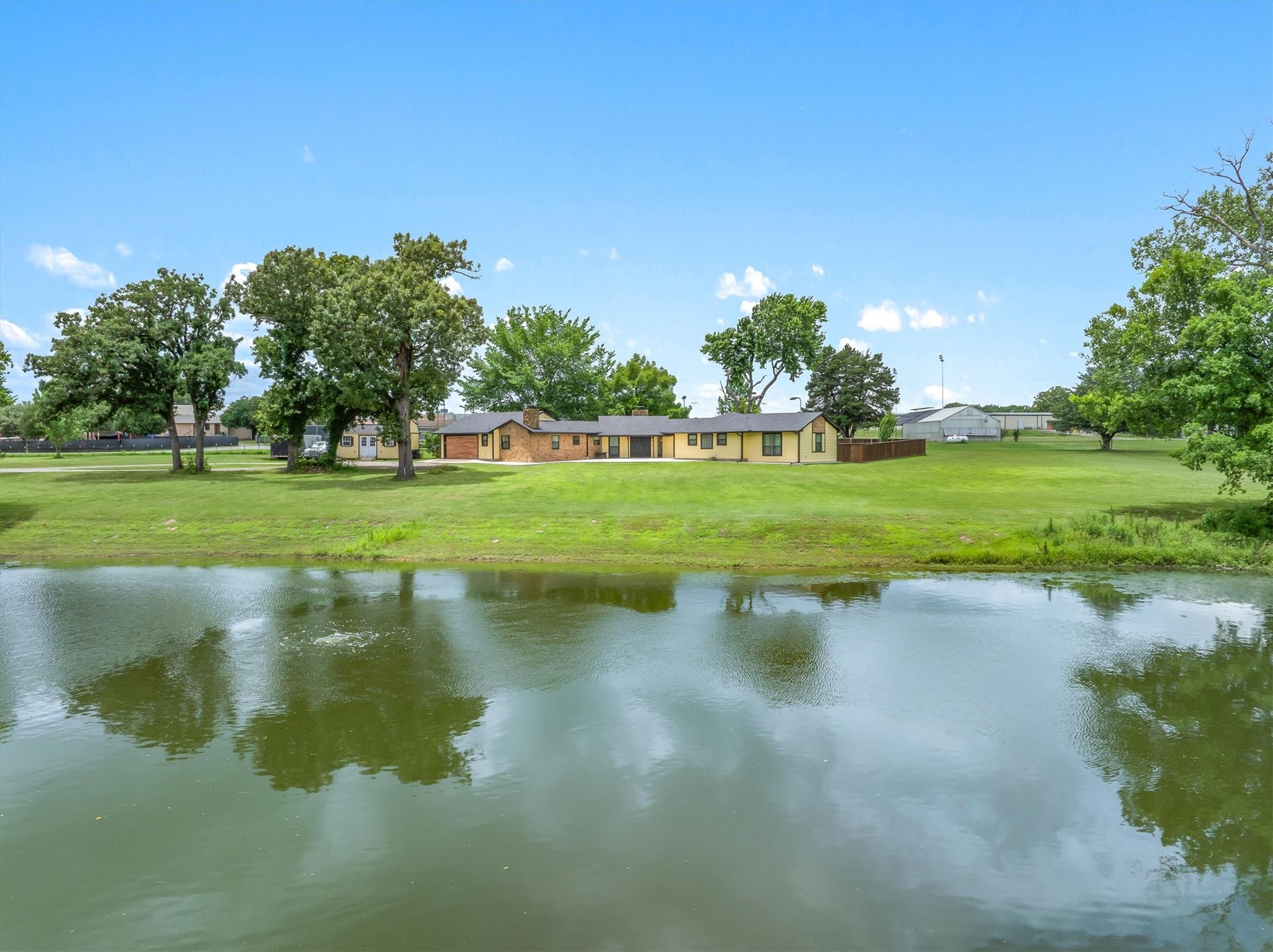 1203 N Spring Street Grand Saline TX 75140