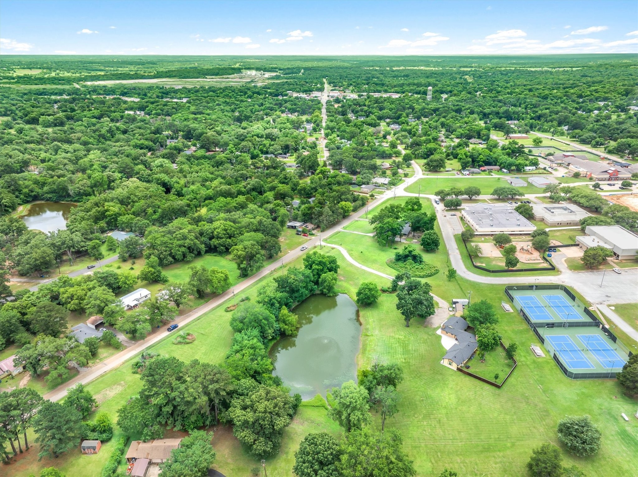 1203 N Spring Street Grand Saline TX 75140