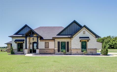 139 County Road 2525 Decatur TX 76234