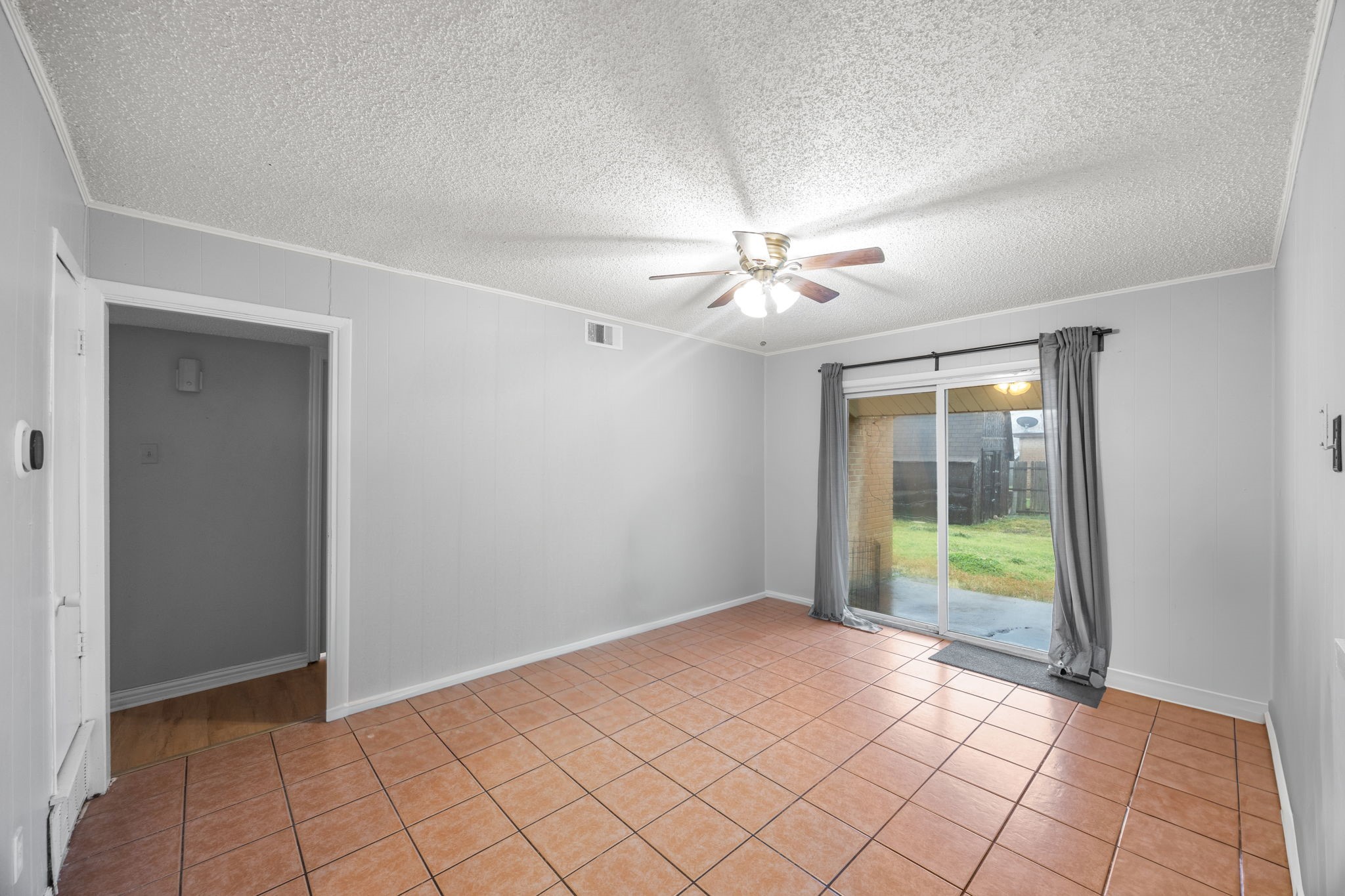 2438 Lasalle Drive Irving TX 75062