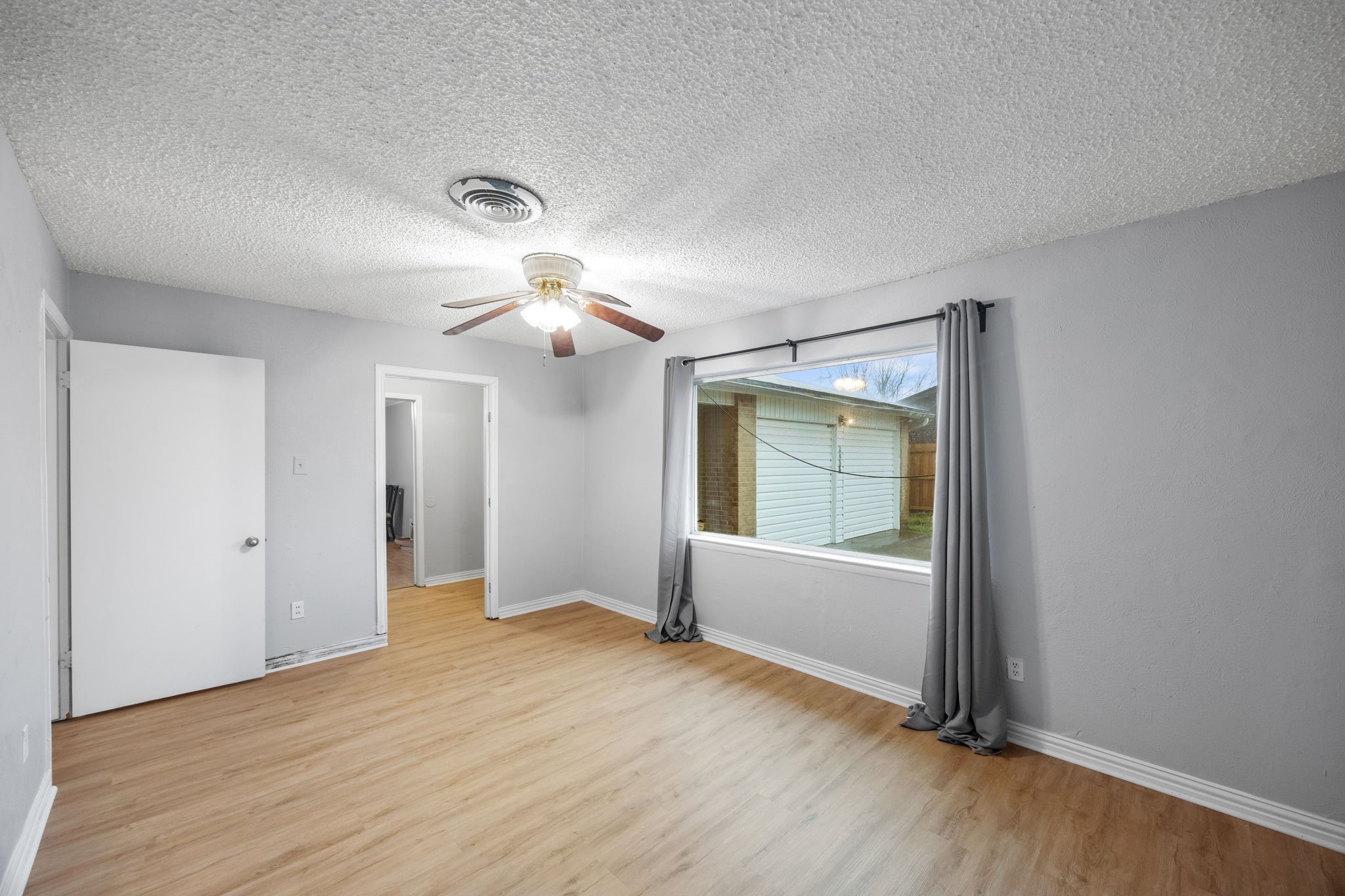 2438 Lasalle Drive Irving TX 75062