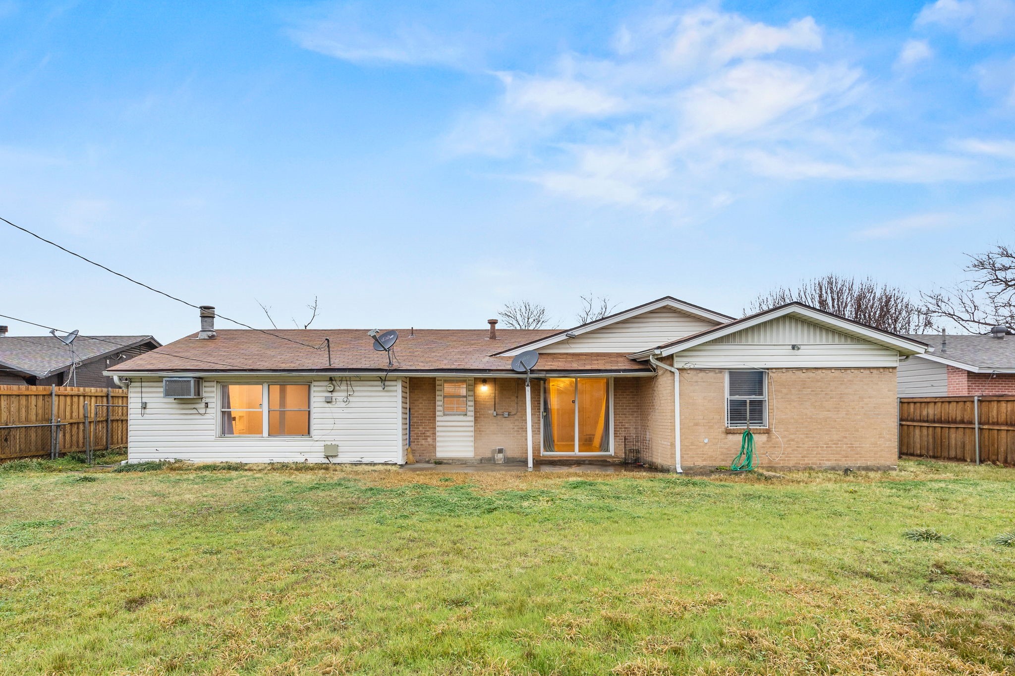 2438 Lasalle Drive Irving TX 75062