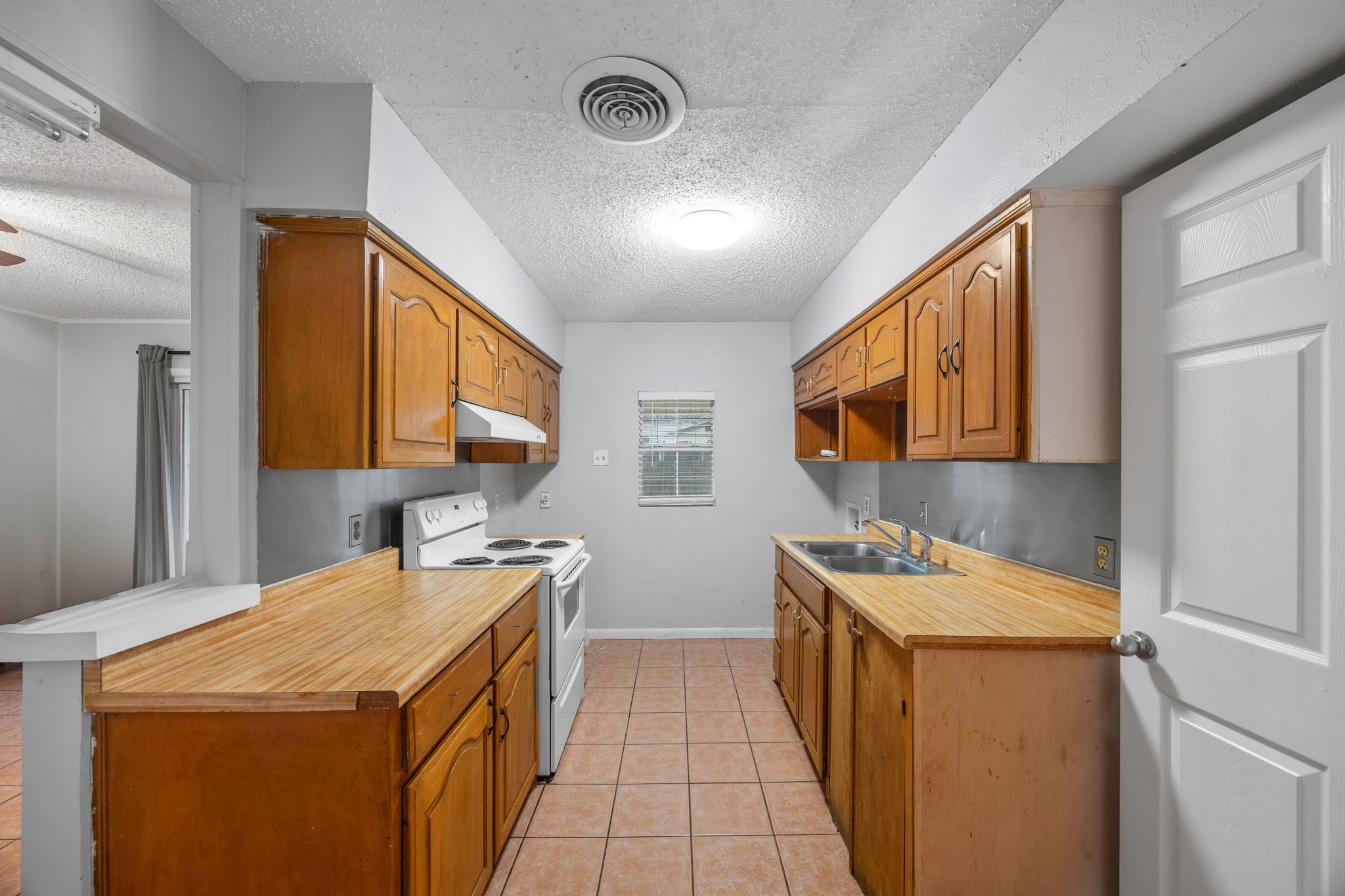2438 Lasalle Drive Irving TX 75062