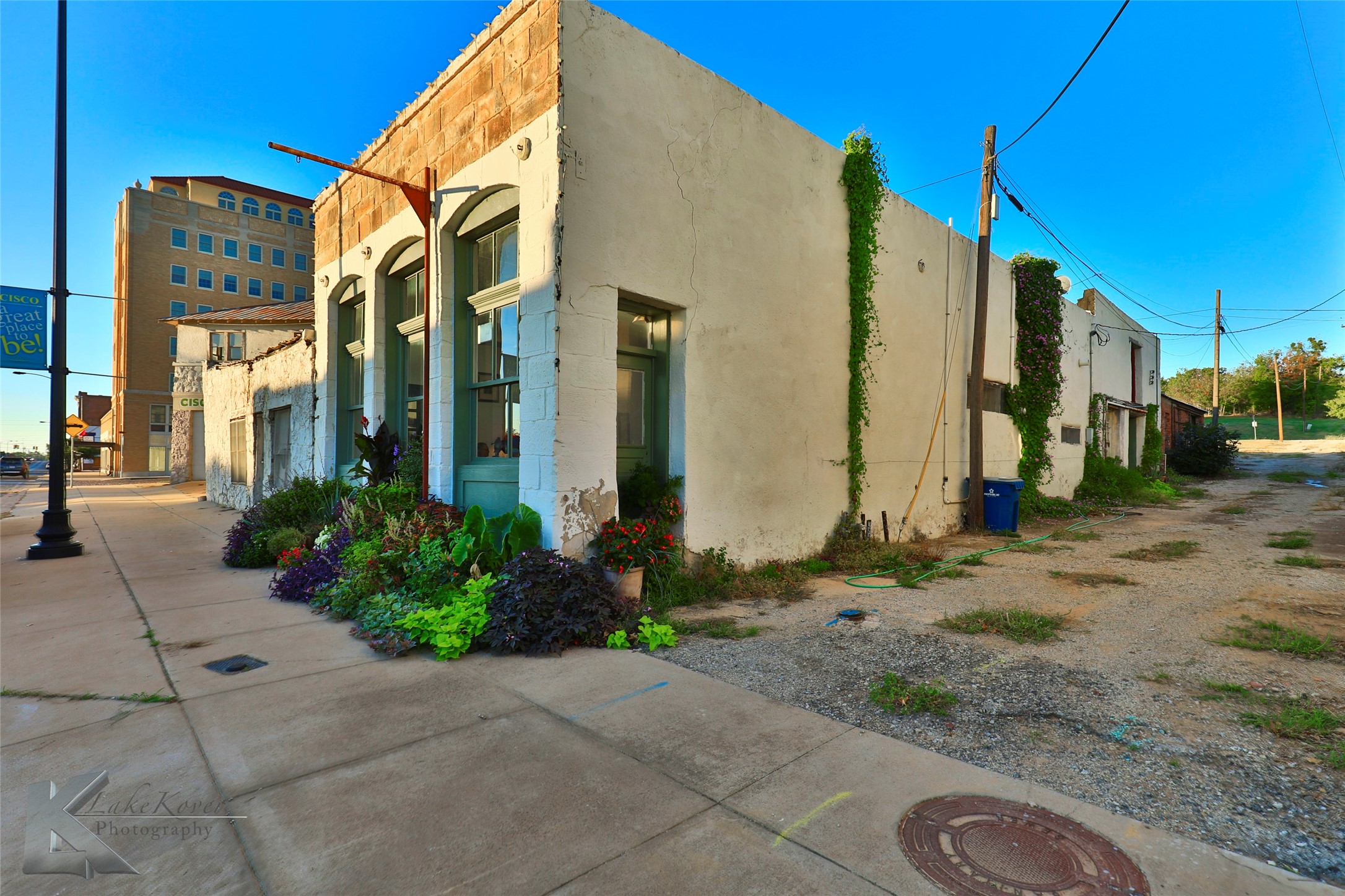 306 Conrad Hilton Street Boulevard Cisco TX 76437