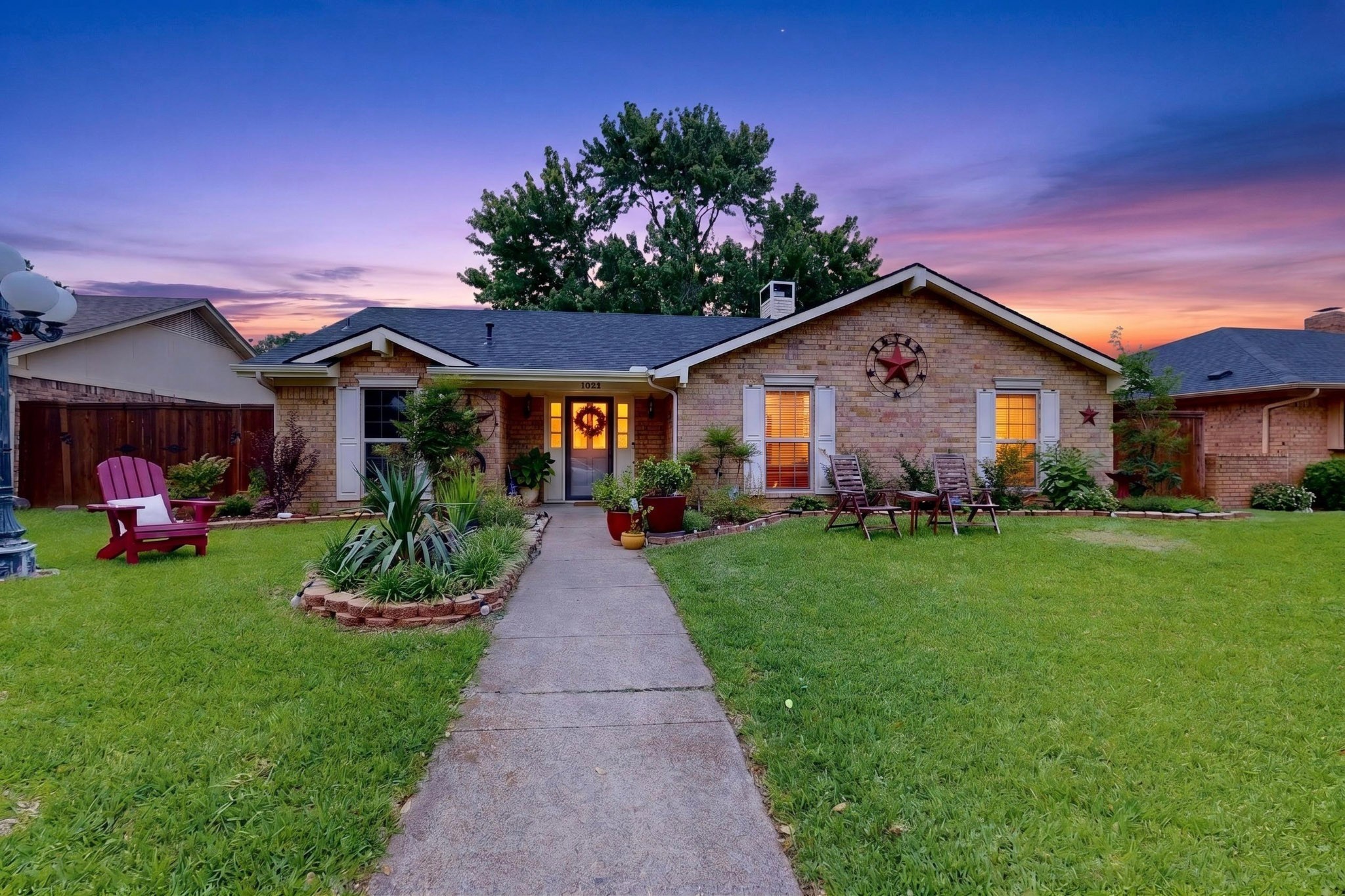 1021 Holland Drive Garland TX 75040