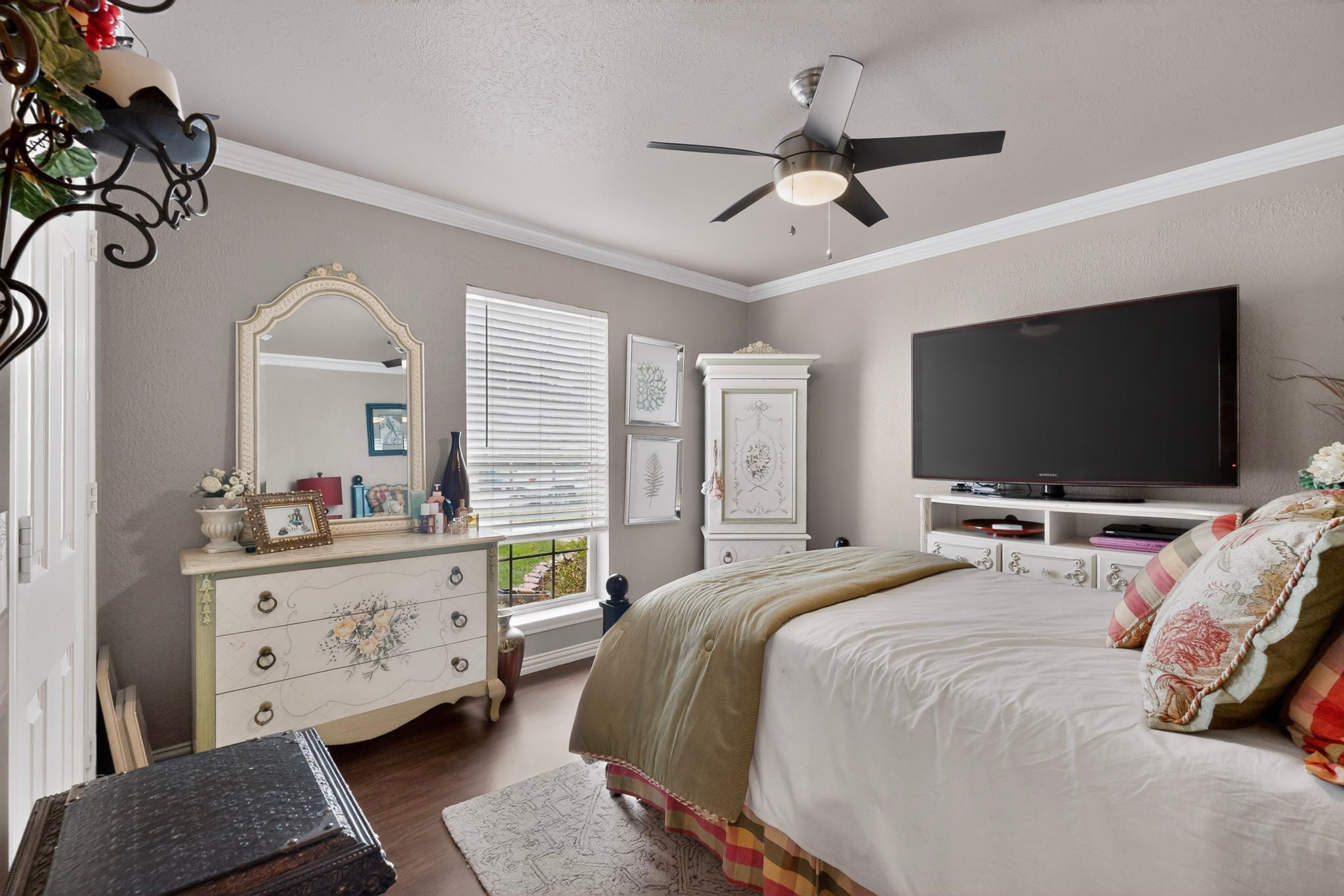1021 Holland Drive Garland TX 75040