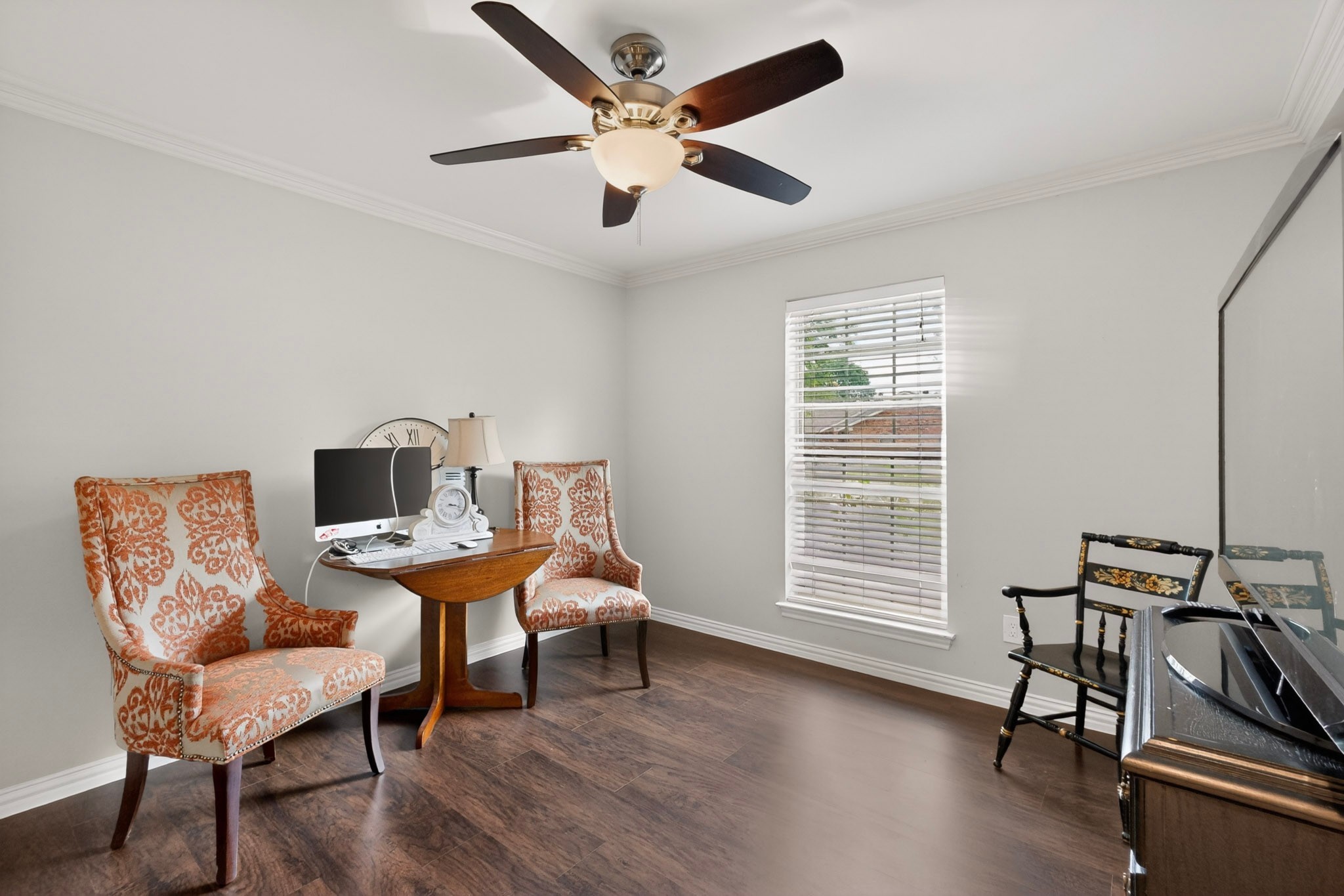1021 Holland Drive Garland TX 75040
