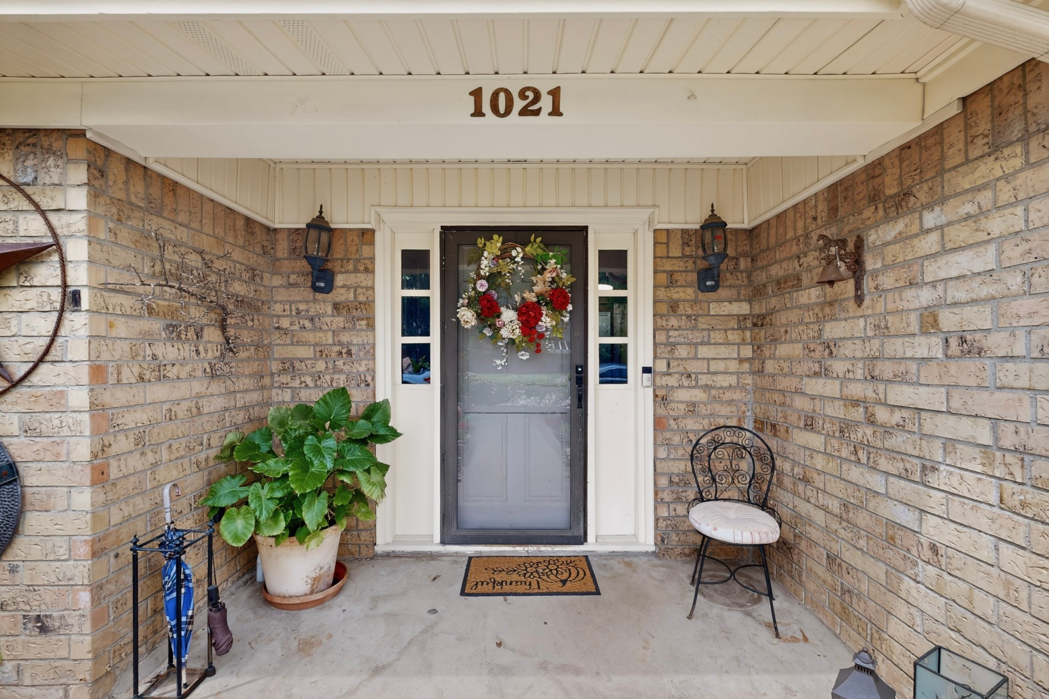 1021 Holland Drive Garland TX 75040