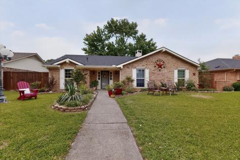 1021 Holland Drive Garland TX 75040
