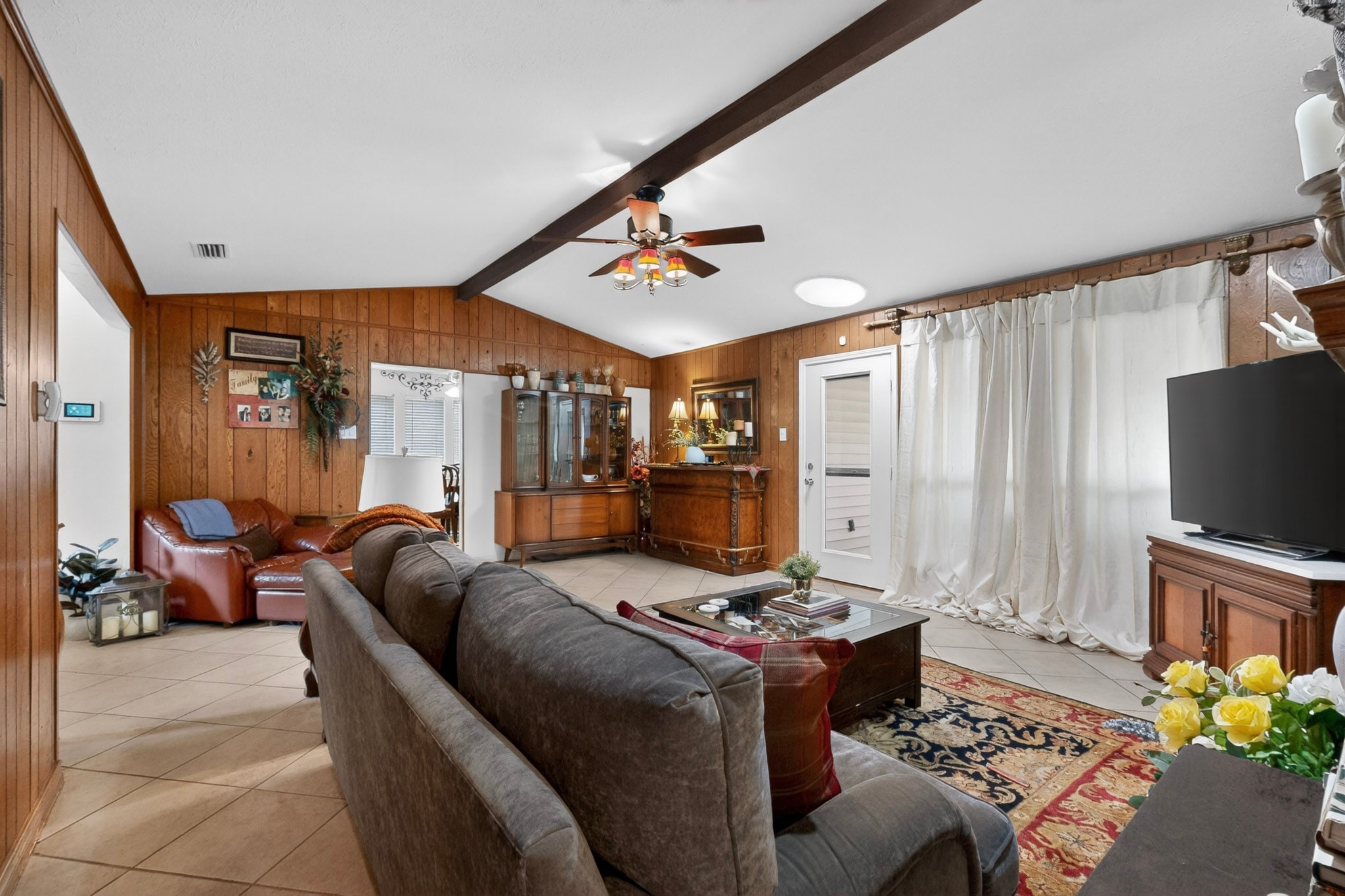 1021 Holland Drive Garland TX 75040