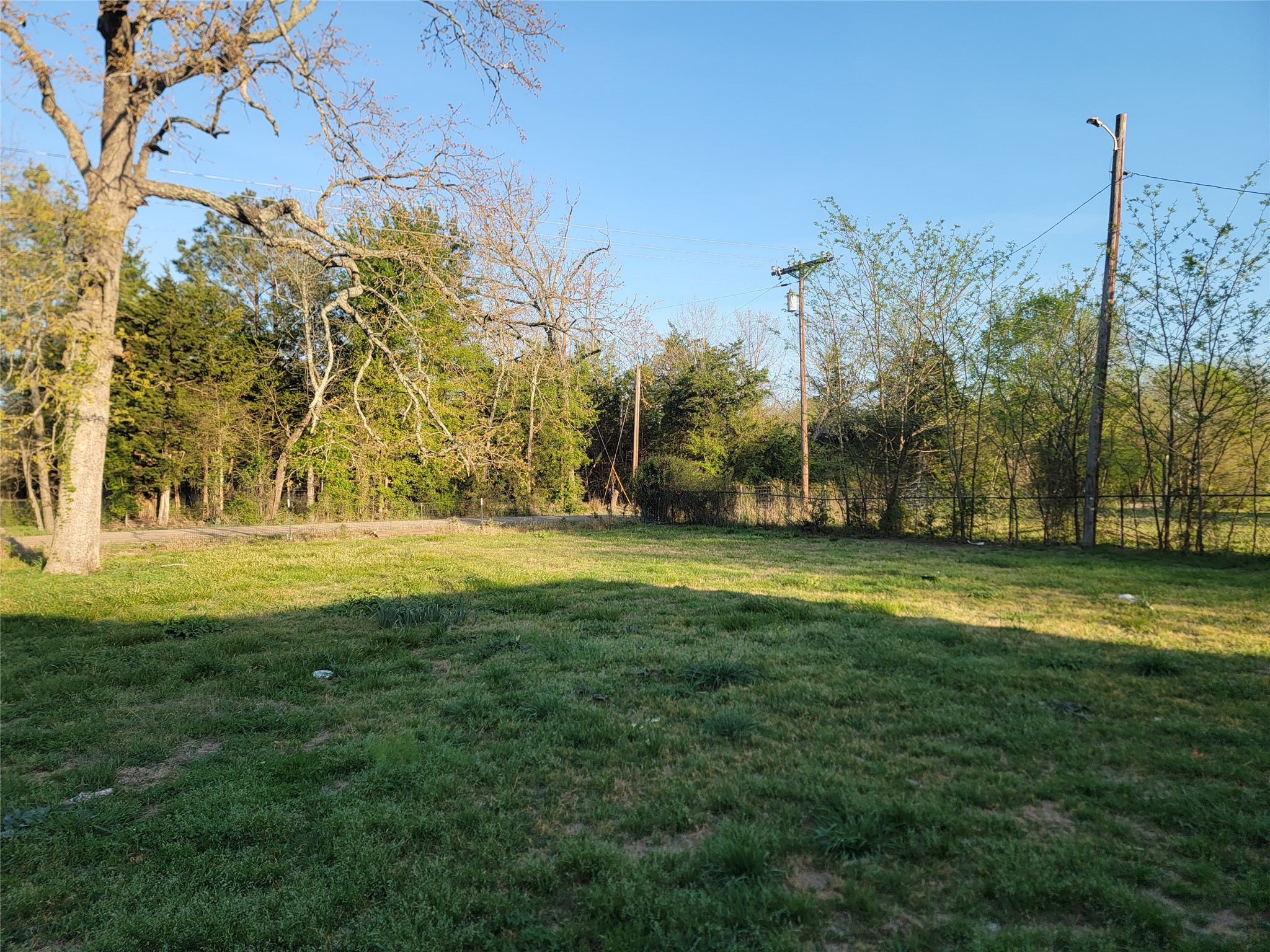 778 County Road 1345 Clarksville TX 75426